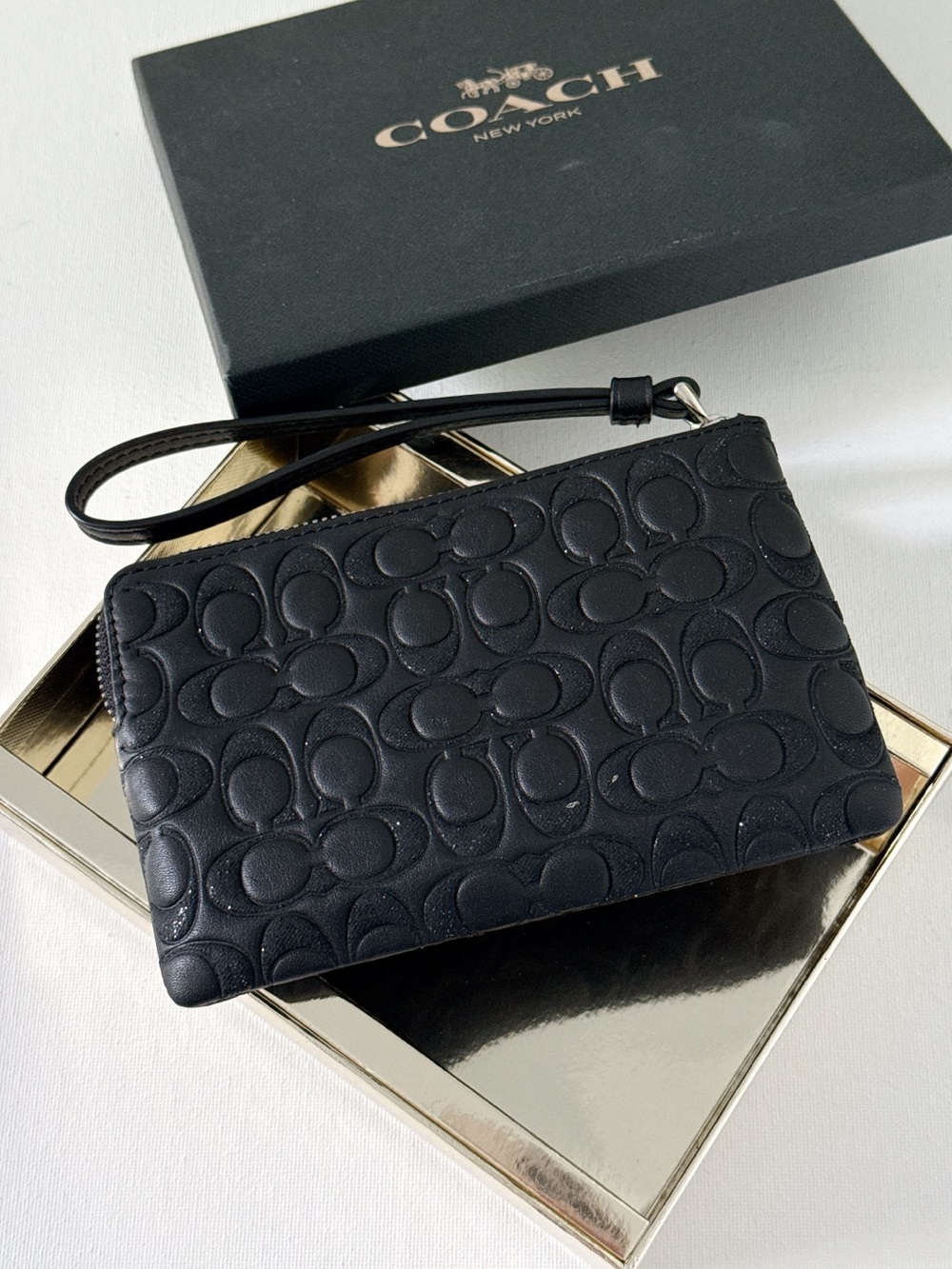 Coach Black Embossed Leather Wristlet with silver Logo - Picture 2 of 6
